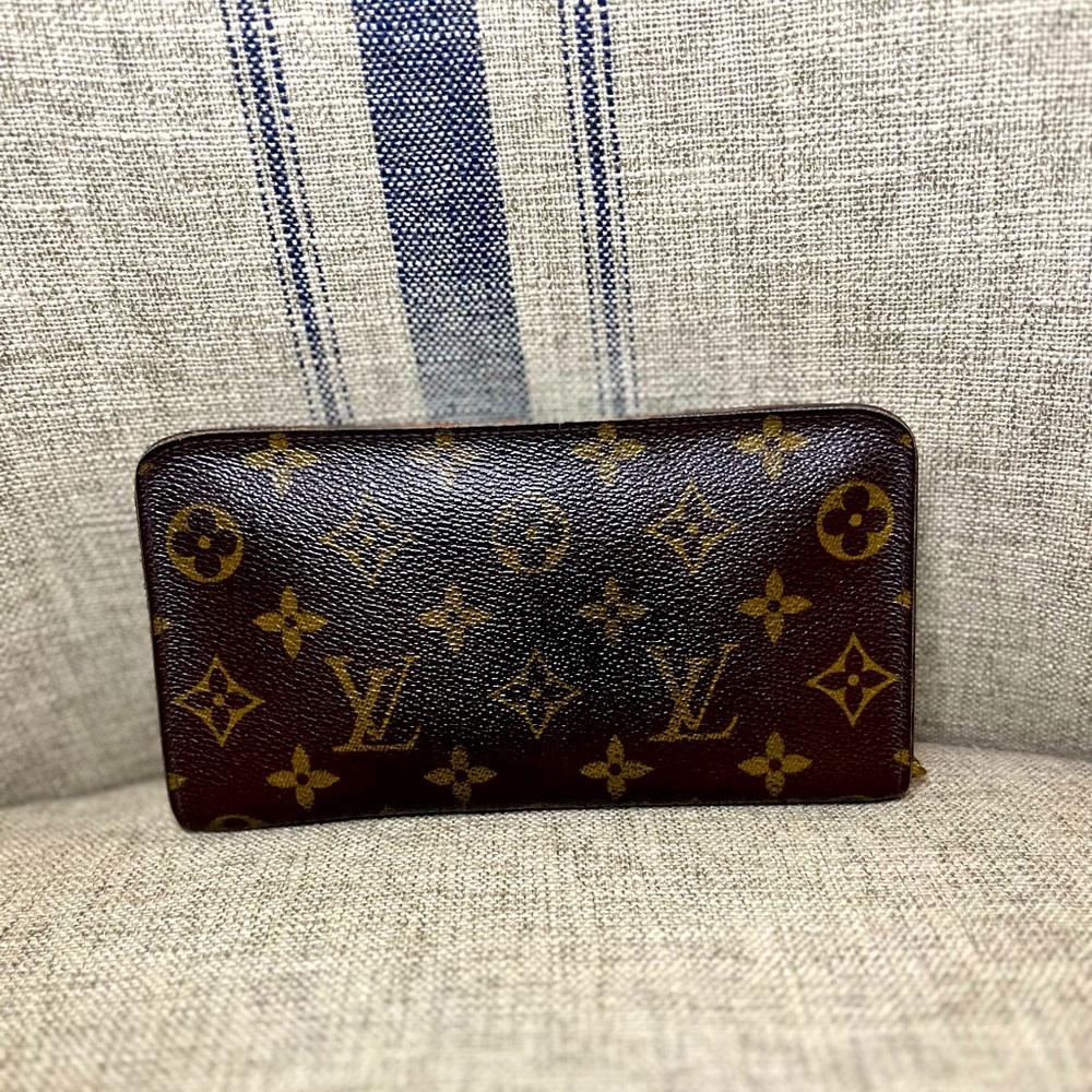 🧡🤎🤍 LV wallet broken Zipper